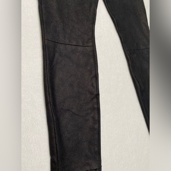 7 For All Mankind Shiny Spandex Black Skinny Pants Size 26 #1340 - Picture 2 of 12